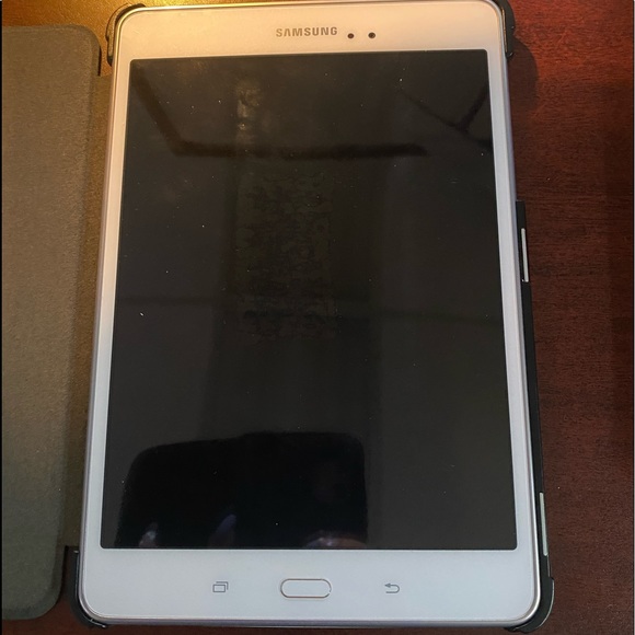 Samsung Galaxy Tab A 16GB 8-Inch Tablet. Cover included. - Picture 2 of 6